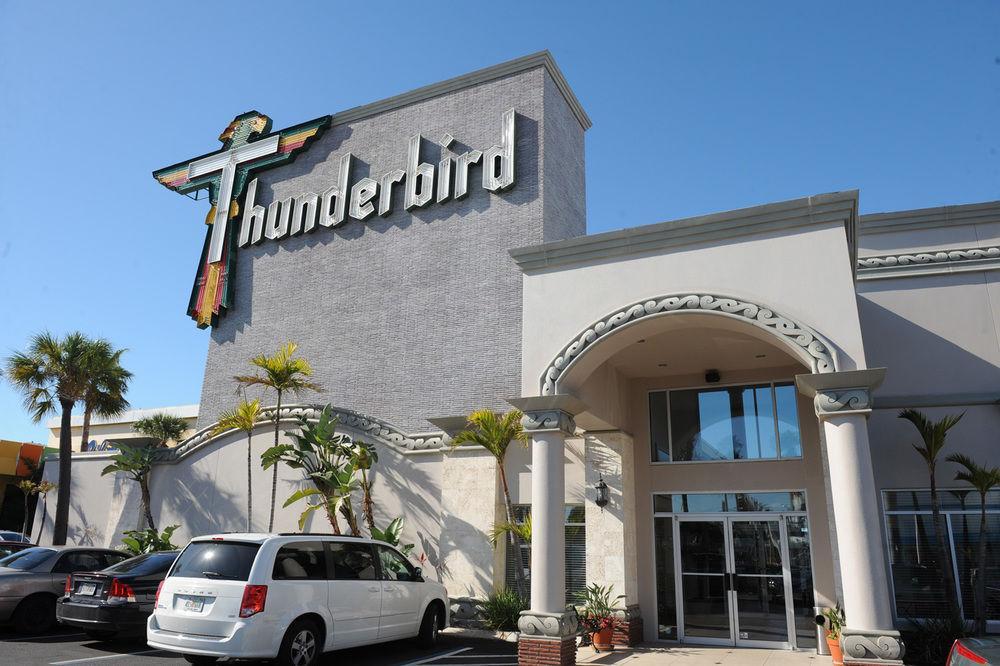 Thunderbird Beach Resort 金银岛 外观 照片