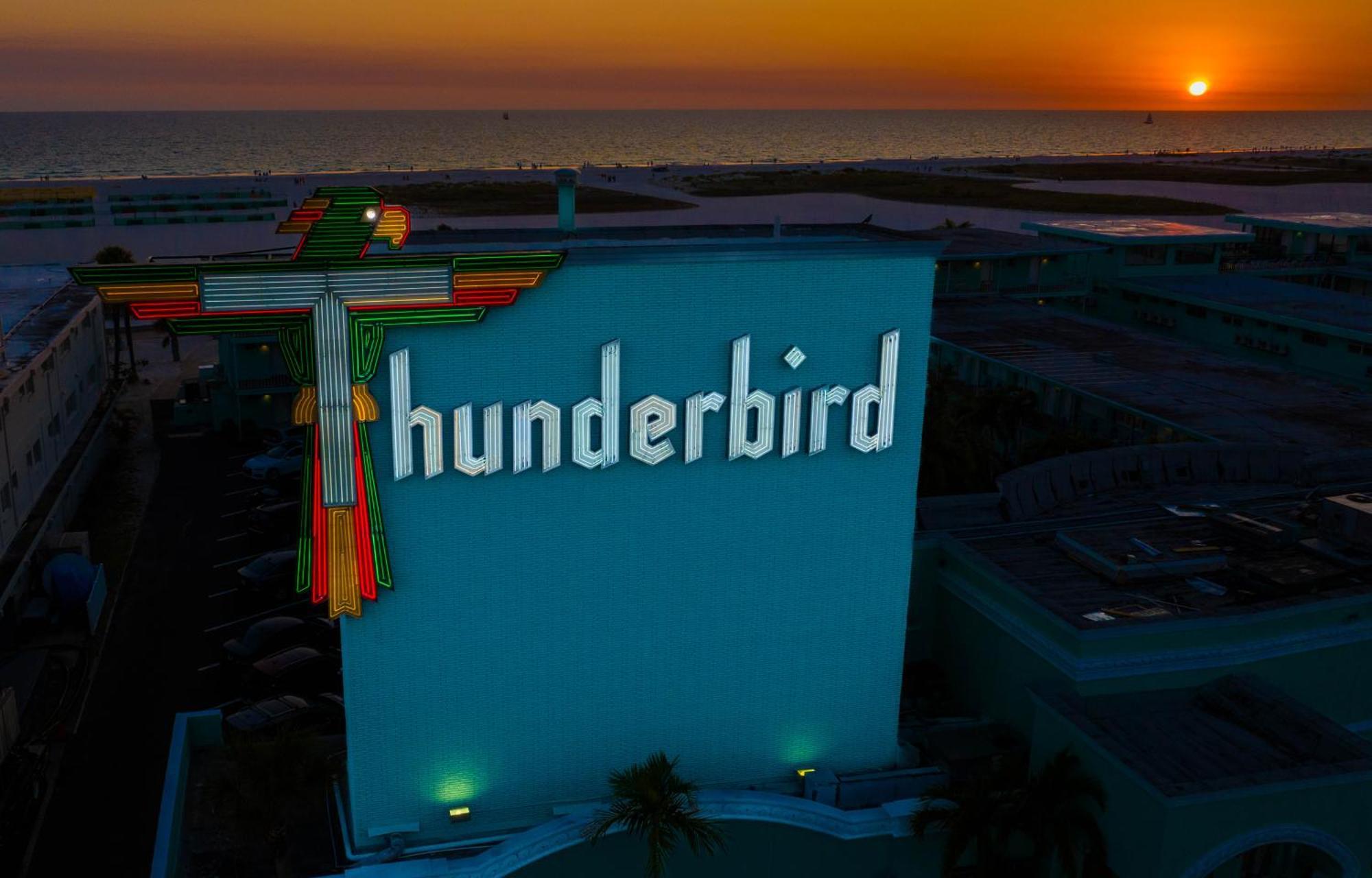 Thunderbird Beach Resort 金银岛 外观 照片